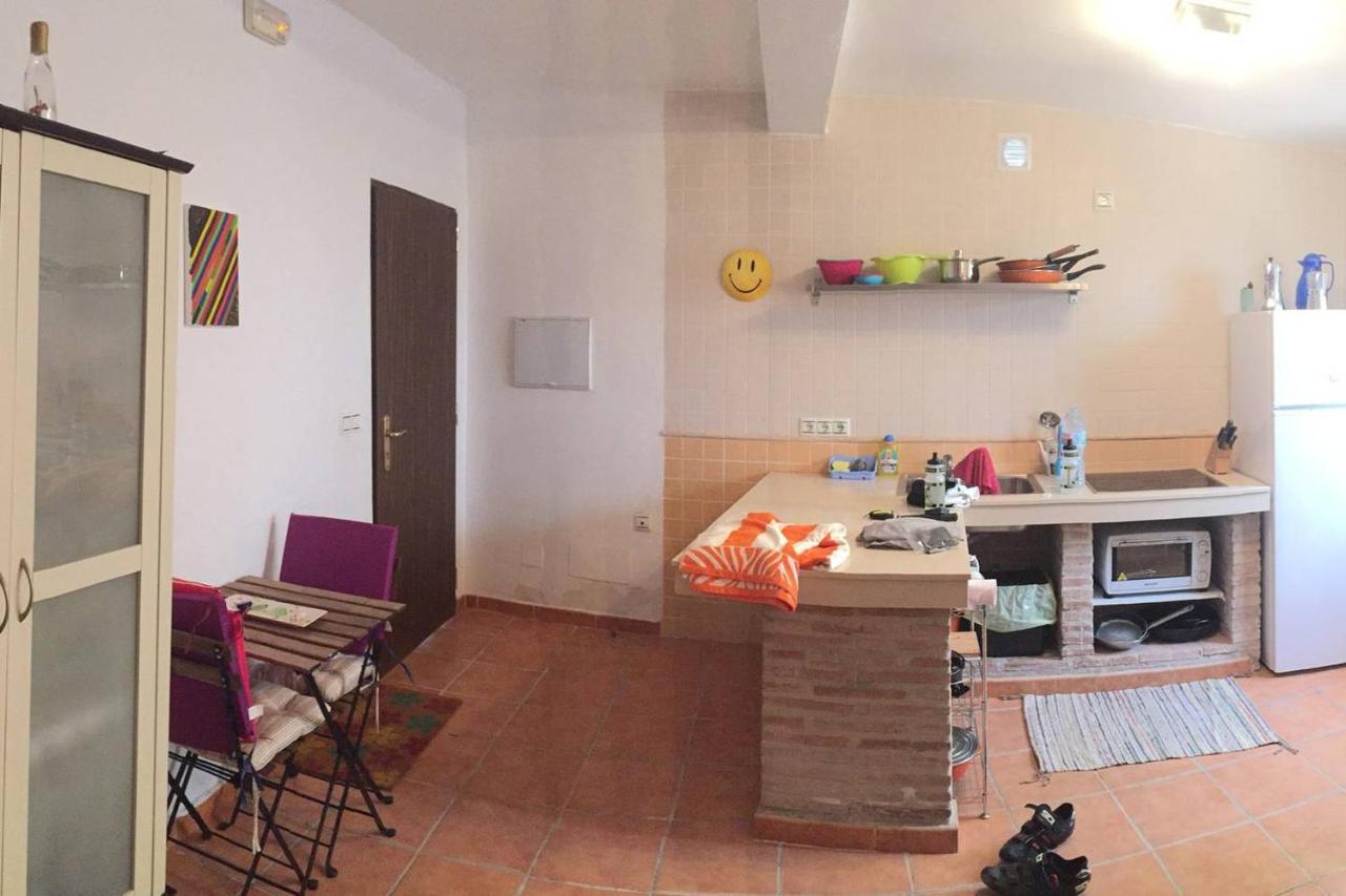 Almayate Hippie Shack Zewnętrze zdjęcie