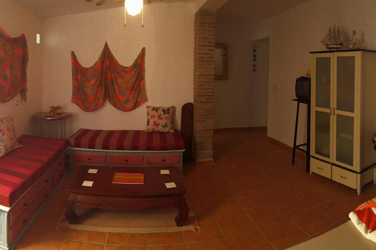 Almayate Hippie Shack Zewnętrze zdjęcie